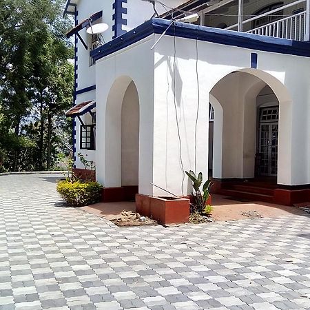 Ywca Wyoming Hotel Кунур Екстериор снимка