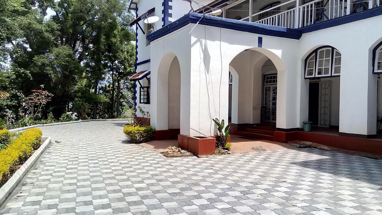 Ywca Wyoming Hotel Кунур Екстериор снимка